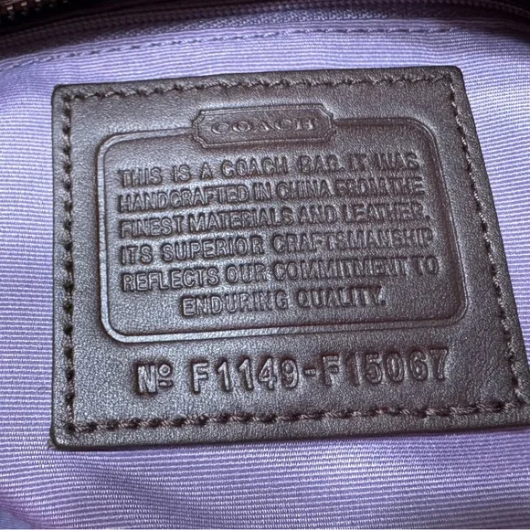 ✨ PRISTINE Coach Signature Duffel Bag with Original Hang Tag ✨ - Picture 7 of 8